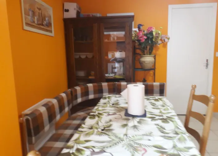 Les De Vendégház *